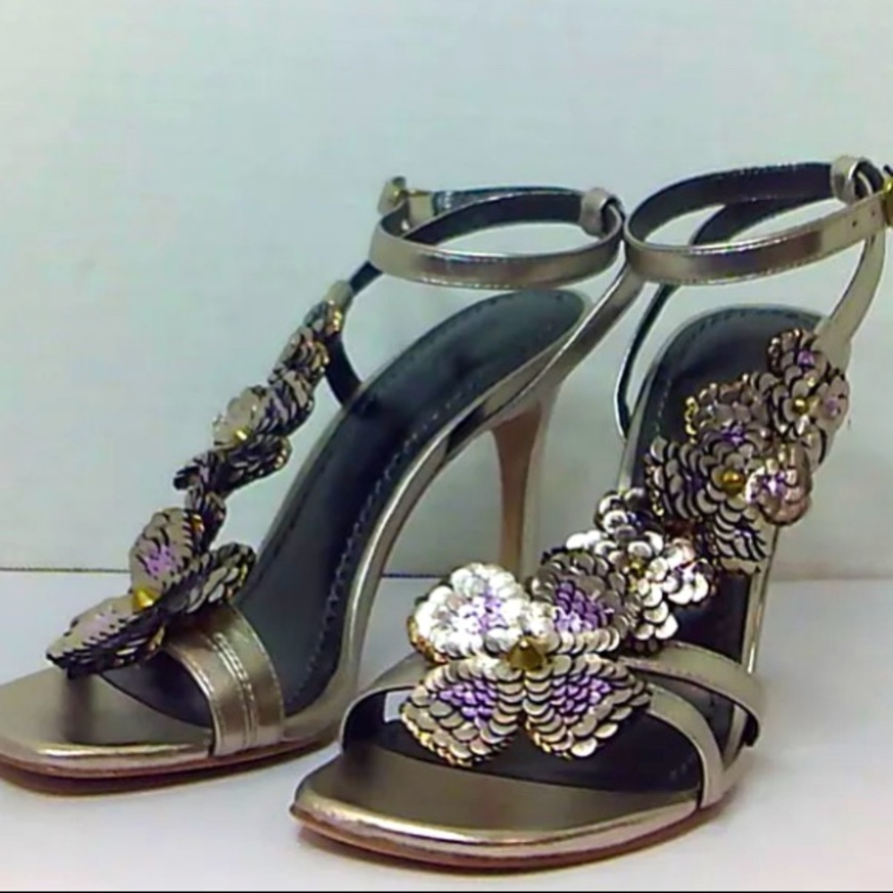 Coach Bianca Sandals with Leather Paillettes • 7.5